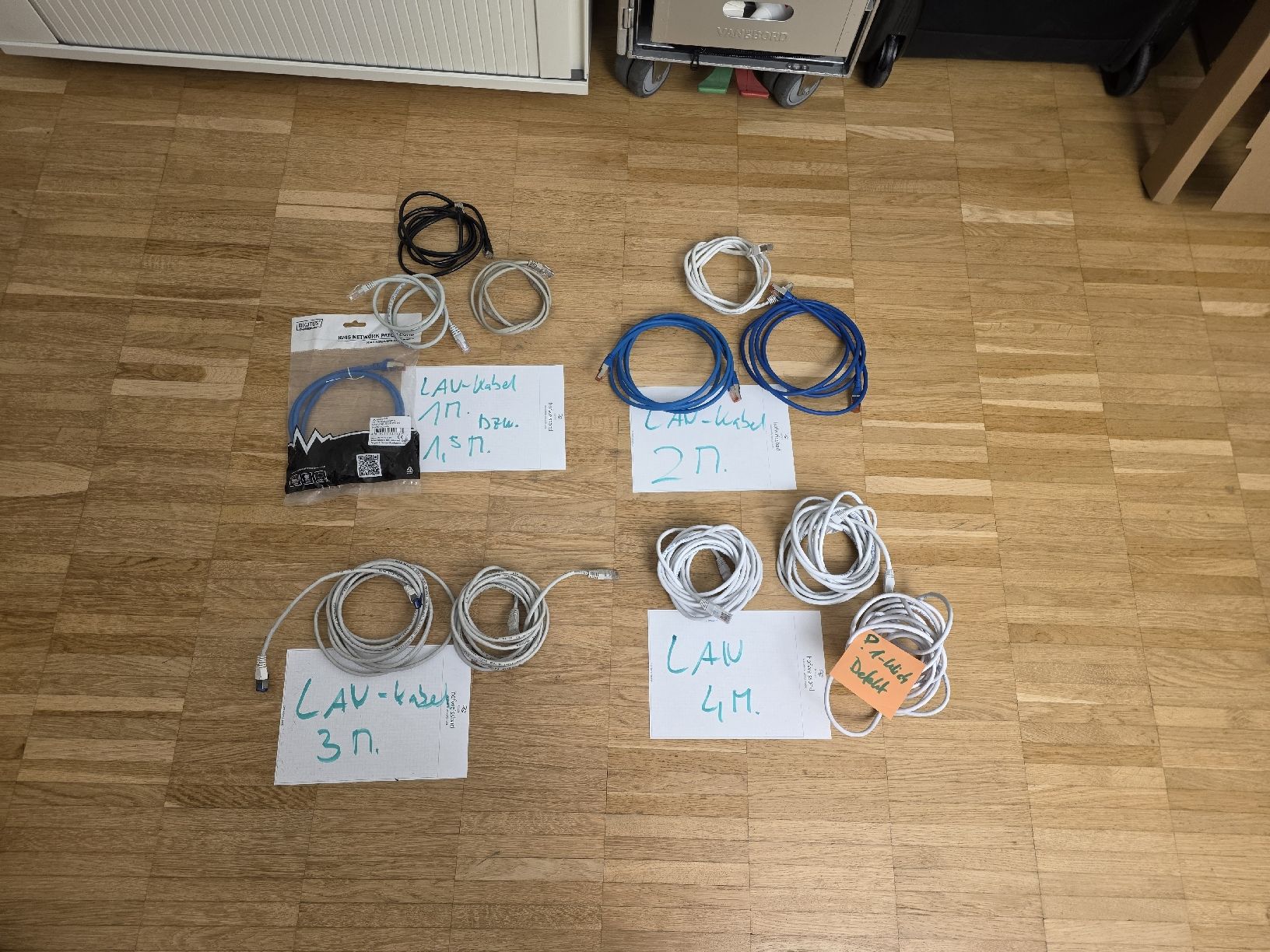 Cavi: Netzwerkkabel Set diverse Längen – Usato da Zürich venduto da zweistein03