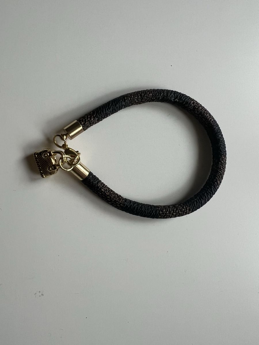 Bracciali & Braccialetti: Brown & Gold Bracelet with Charm – Usato da Zürich venduto da Vma_reuse 1