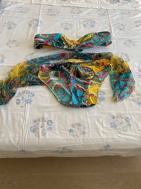 Costumi da bagno & Bikini: Bikini femme – Usato da Meyrin venduto da docmac