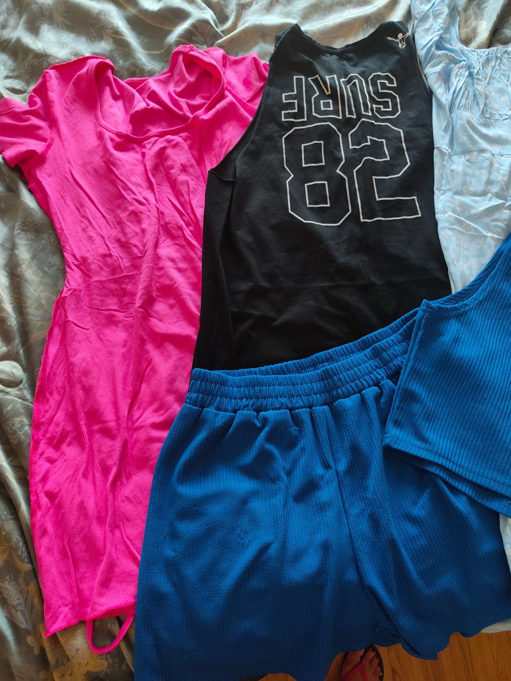 Lots de vêtements: Kleiderset M\L – D'occasion à Arbon par karolina_frank 1