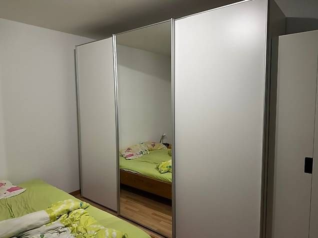 Pfister Armadi: 3-teiliger Schwebetürenschrank – Usato da Männedorf venduto da AnKer66