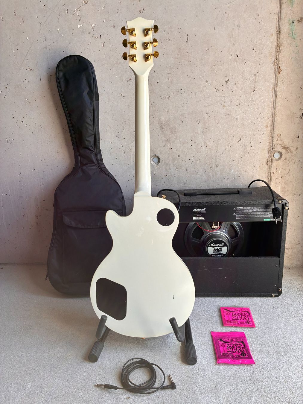 Marshall Strumenti musicali: Jaws Custom E-Gitarre + Marshall MG30DFX Amp – Usato da Boppelsen venduto da Marcellinho 4