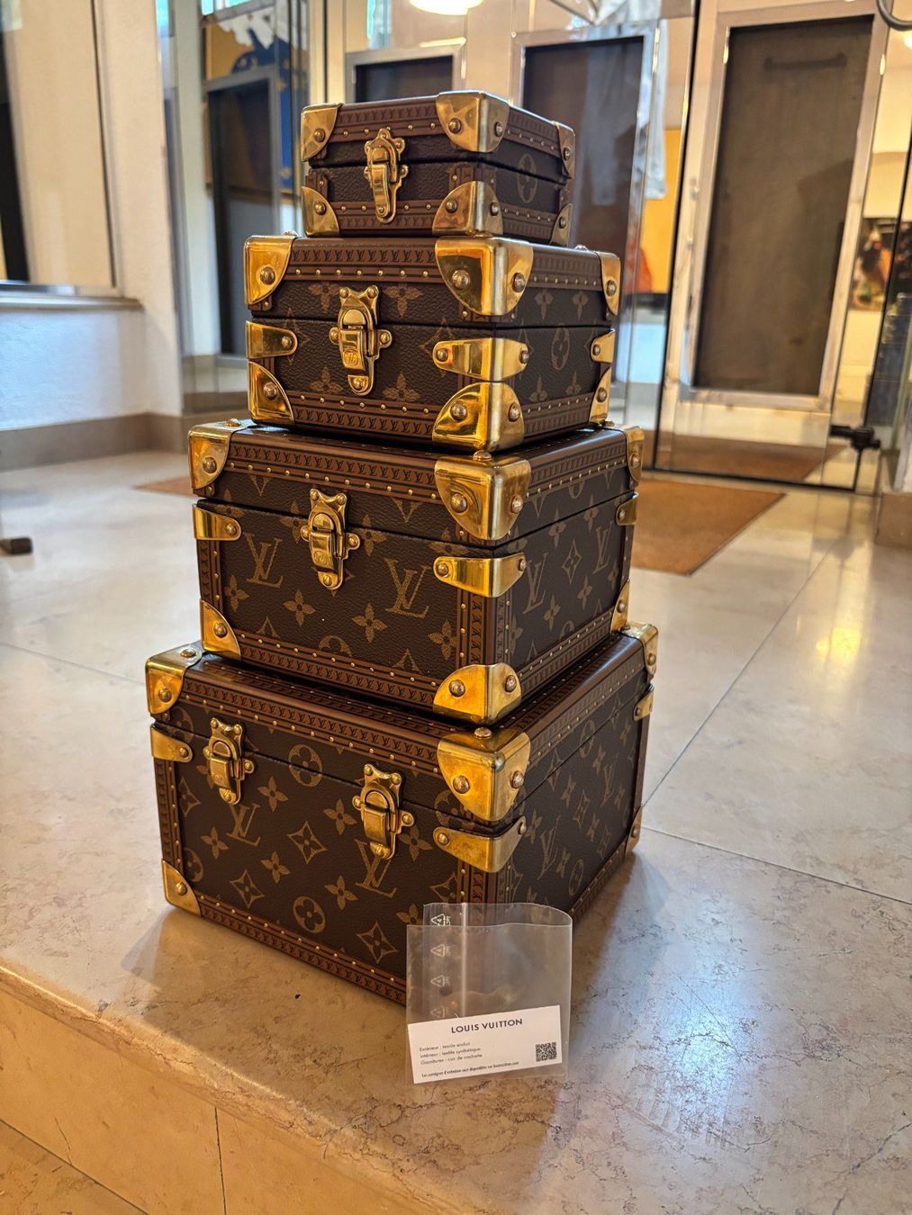 Alle Dekorationen: Décoration Louis Vuitton – Gebraucht aus Genève von adm_7kjf