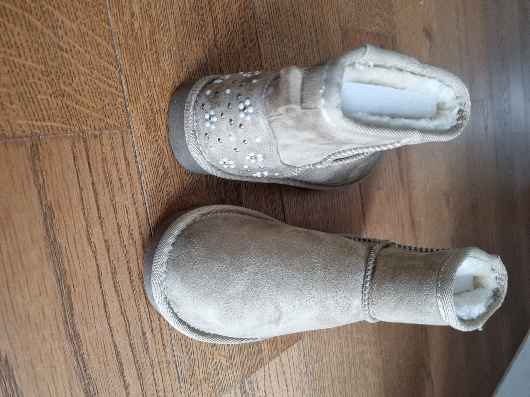 Scarpe da donna: Winterstiefel Neu Kunstfell Gr 37 – Nuovo e nell'imballaggio originale da Bassersdorf venduto da Sandy456 3