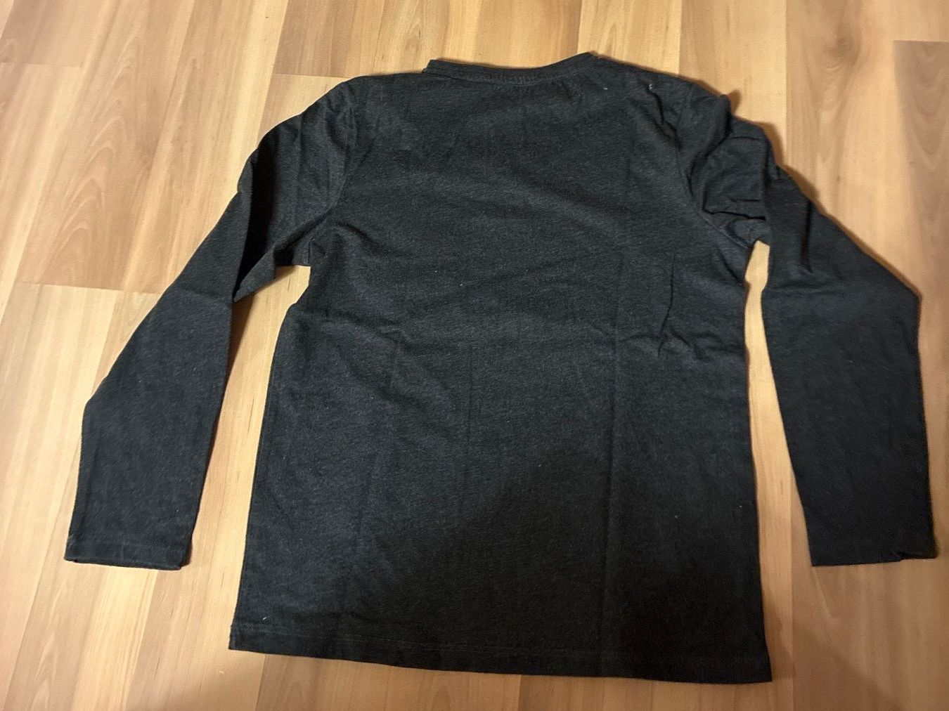 Pulls et sweat-shirts: Shirt, Langarm, Grösse 134 – D'occasion à Vilters par san_2t9g 2