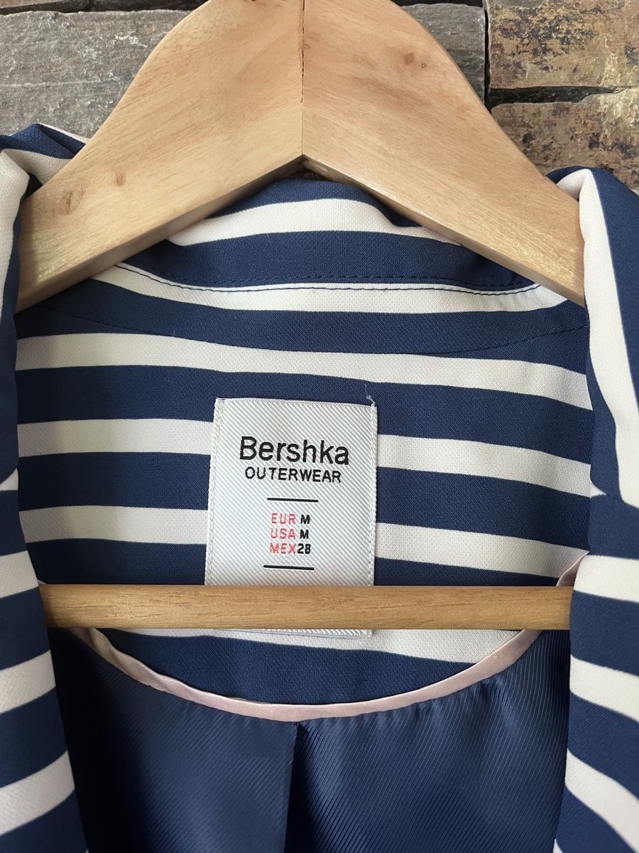 Bershka Vestes: Blazer gestreift Bershka – D'occasion à Winkel par Mandarinchen9 1