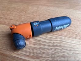 SKS AIRCHAMP PRO CO2 Pumpe