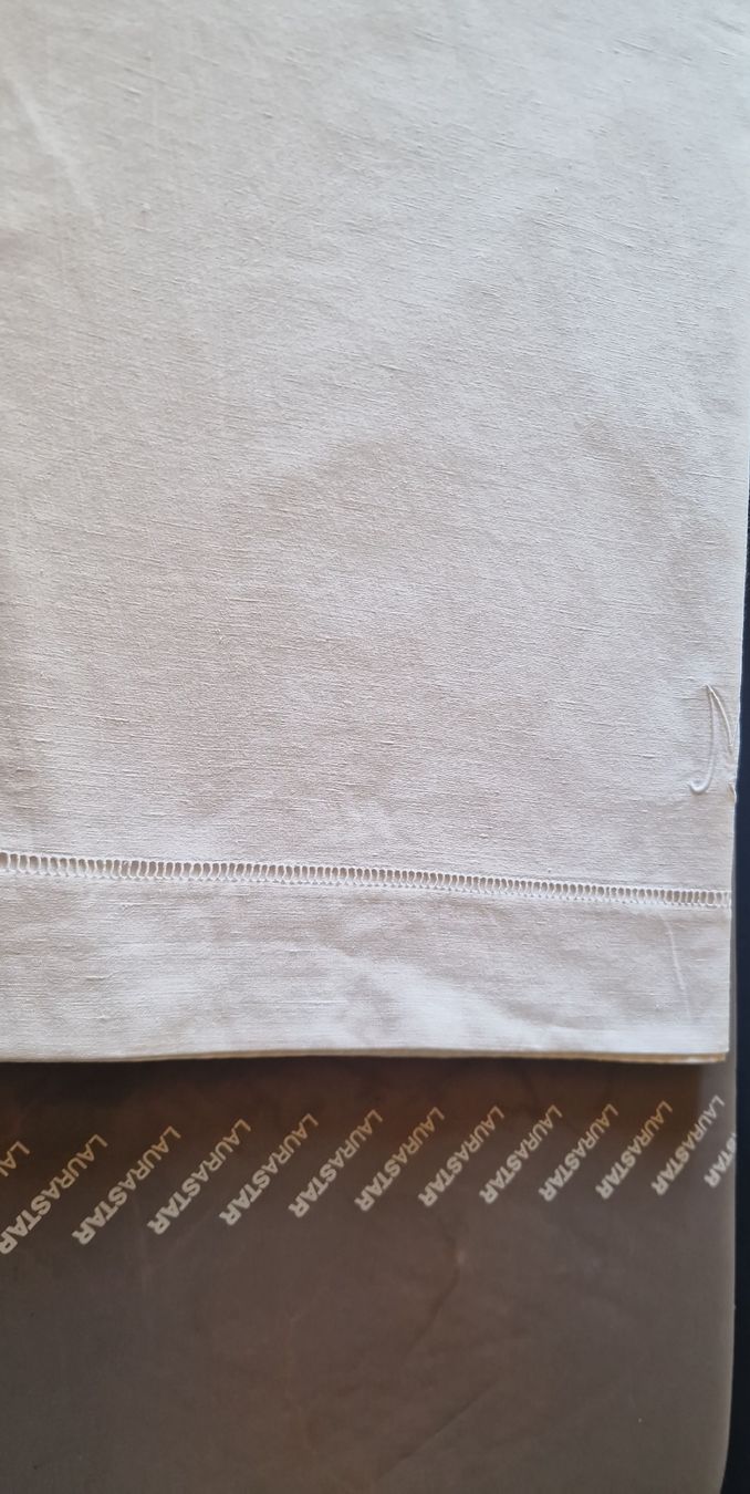 Biancheria da letto: Leinentuch decke monogramm bestickt  – Usato da Gwatt (Thun) venduto da Letzte-Chance-III