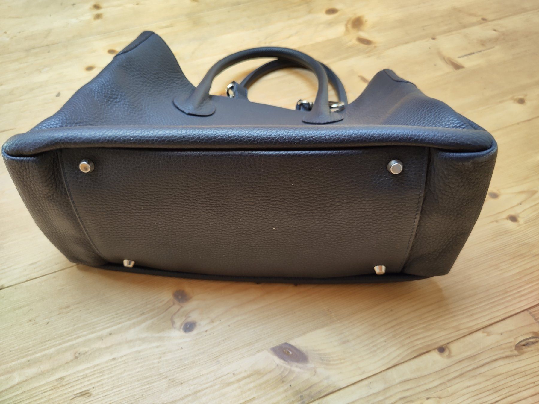 Borse da donna: Ledertasche – Usato da Morgarten venduto da Pipolder1 2