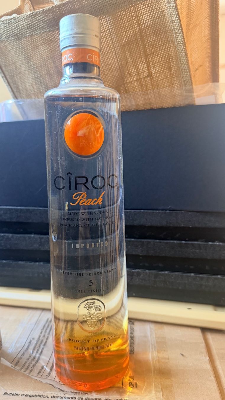 Spirituosen: CÎROC Peach Wodka 70cl neuwertig – Neu (gemäss Beschreibung) aus Roggwil TG von est_r5x7