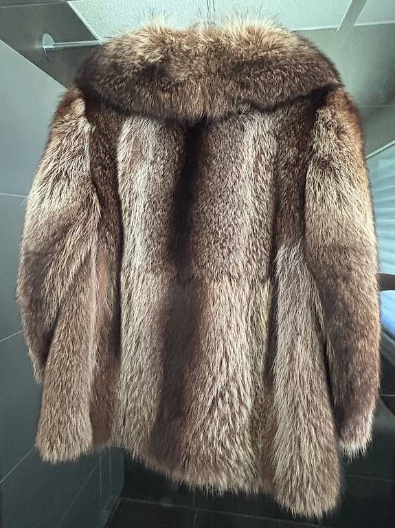 Jacken: Pelzjacke Waschbär – Gebraucht aus Luzern von Daluja 1