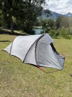 Tente de camping 3 places grise très bon état