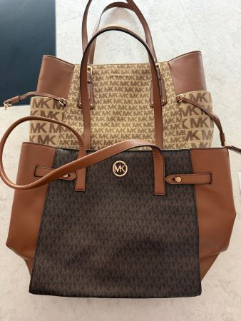 Michael Kors Tasche Logo Braun Leder gemustert guter Zustand