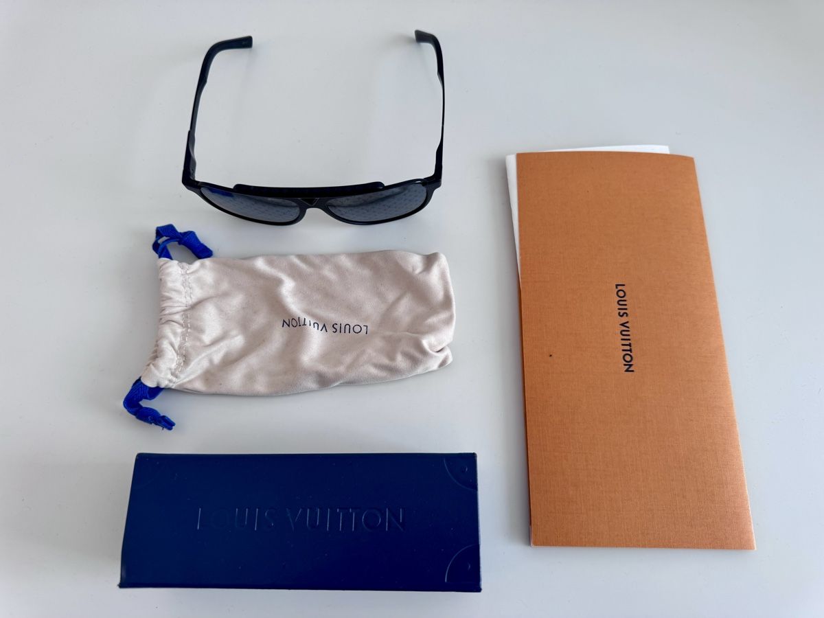 Lunettes & Verres: Louis Vuitton Mascot Black – D'occasion à Liestal par Riesi2010 6