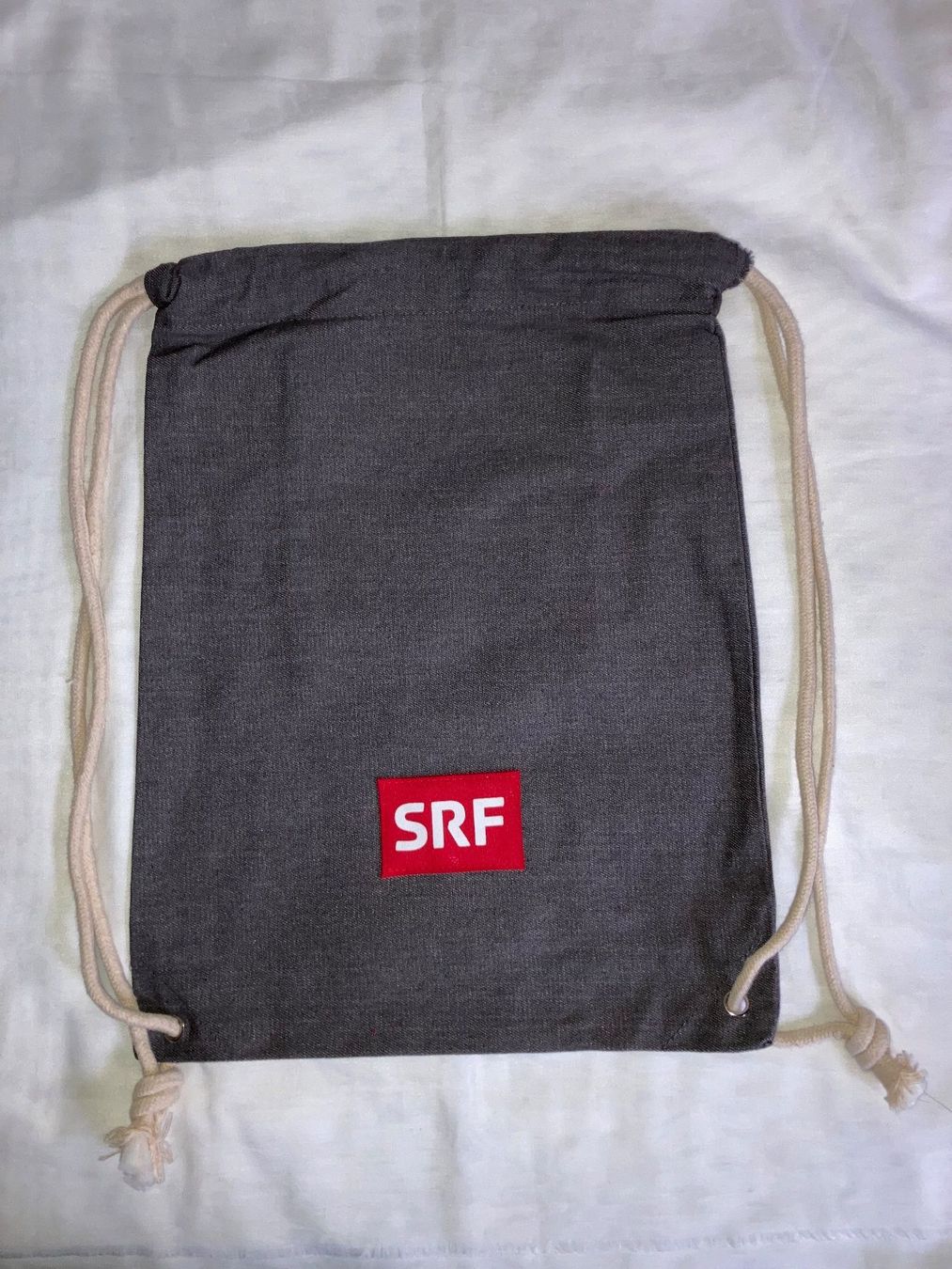 Sacs: Stofftasche mit aufgenähter "SRF"-Etikette – Neuf (Voir description) à Zürich par Gustavo_Bianco