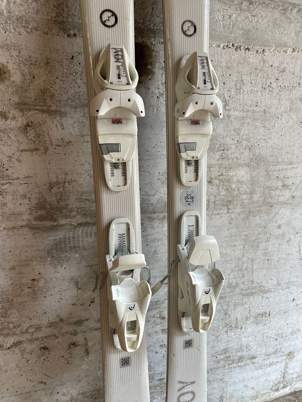Head Skis: Head Joy Damen Ski 153CM – D'occasion à Emmenbrücke par karkarkar 2