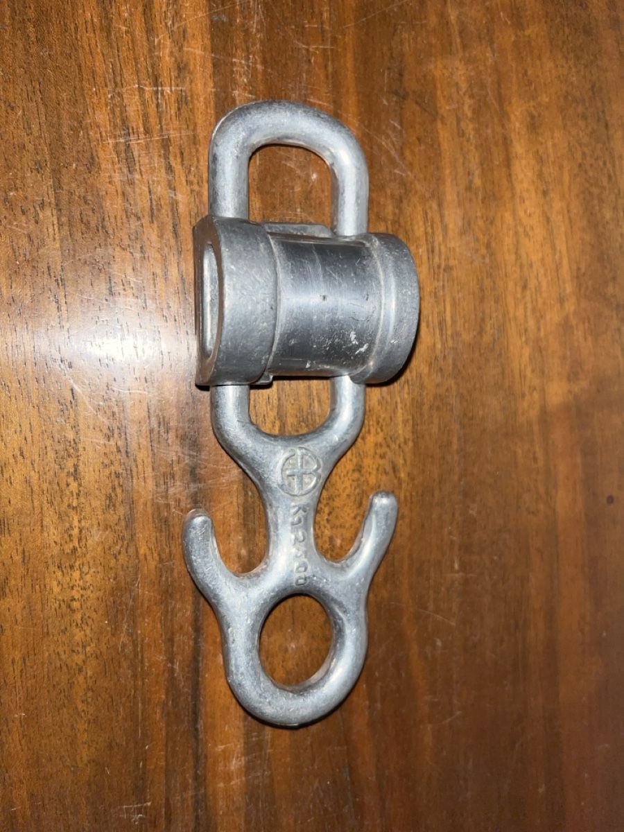 Kletterausrüstungen: Bonaiti klettergerät – Gebraucht aus Niederurnen von gebrauchtbrauchbar