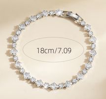 1 Stück /Elegantes Armband mit Steinen.(Modeschmuck )