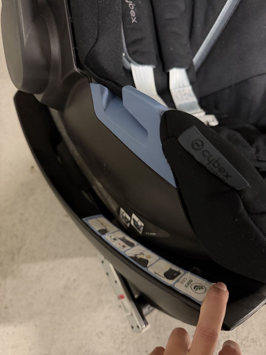 Cybex Auto-Kindersitze: Cybex Anton 5  – Gebraucht aus Männedorf von cec_6vdr 1