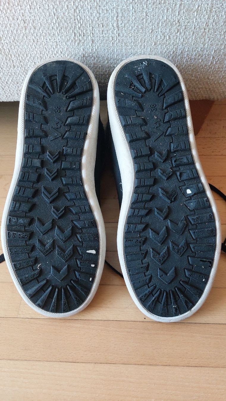Scarpe da uomo: Warme Winter Schuhe, Schwarz, Grösse 38, – Usato da Veltheim AG venduto da gave04 1