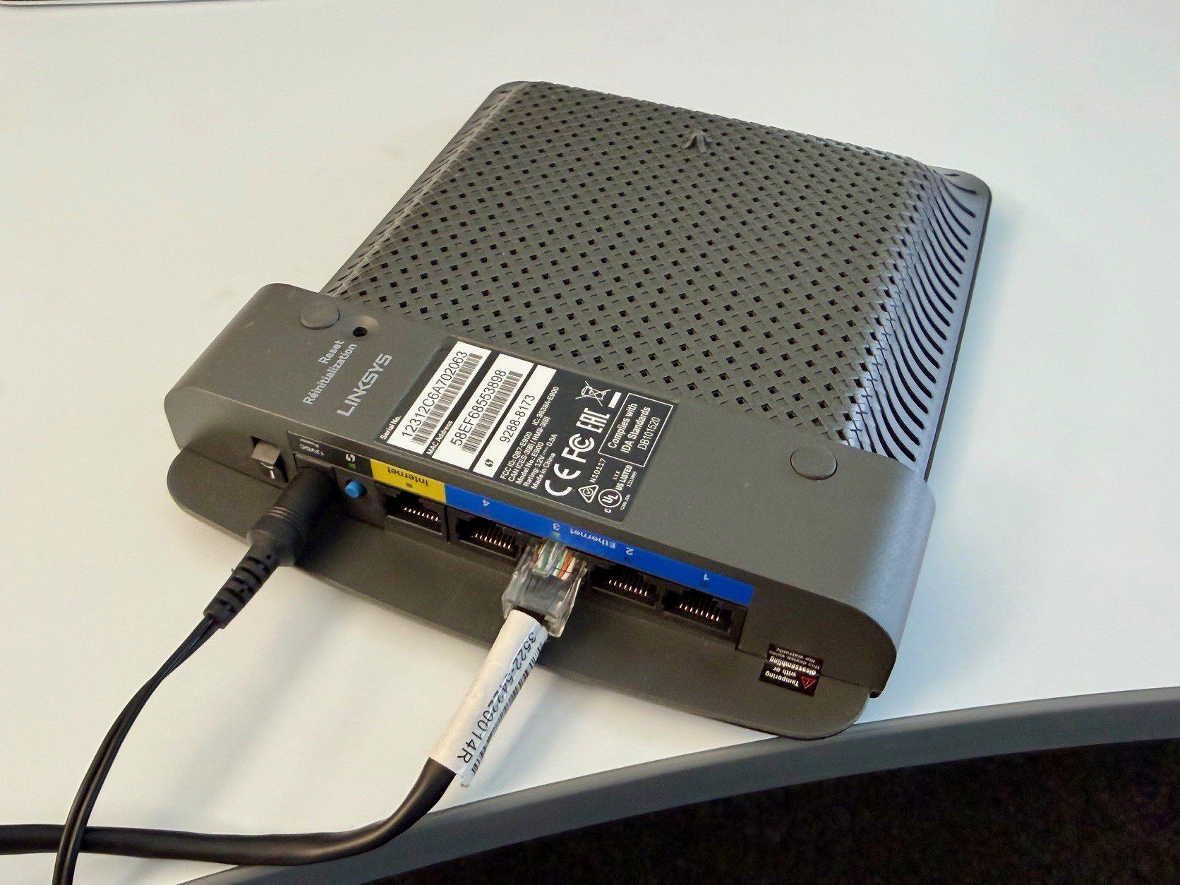 Linksys Modem & Router: Linksys E900 WiFi 4 Wireless-N-Router – Usato da Einigen venduto da Medicom-Pharma 2