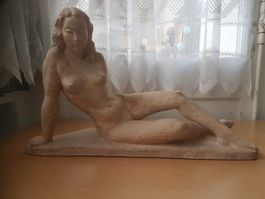 Vintage Aktfigur aus Keramik – stilvolle Skulptur