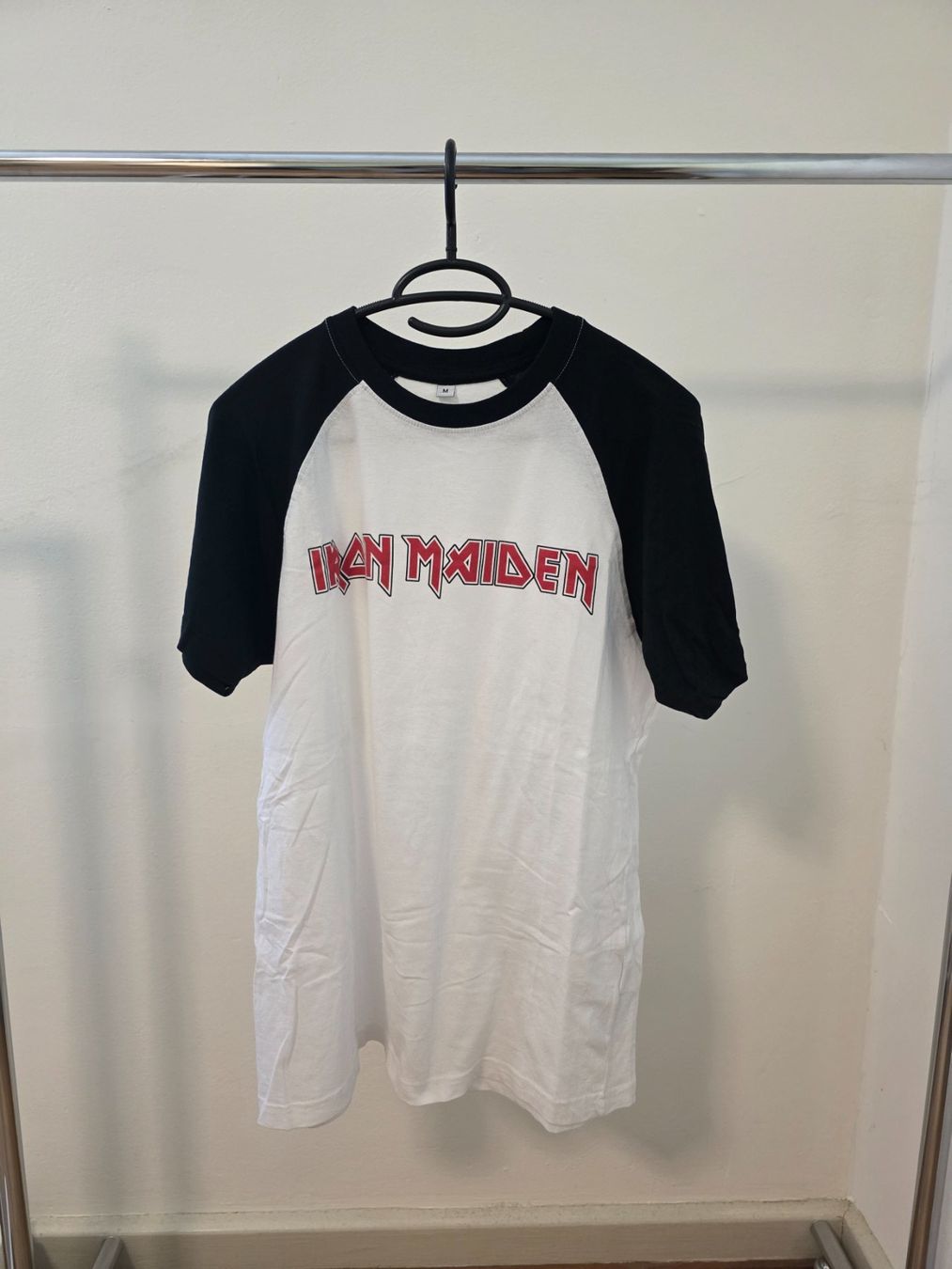 T-shirt: T-Shirt Iron Maiden – Usato da Rothenfluh venduto da sel_j856