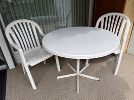 Gartentisch mit 4 Stühlen