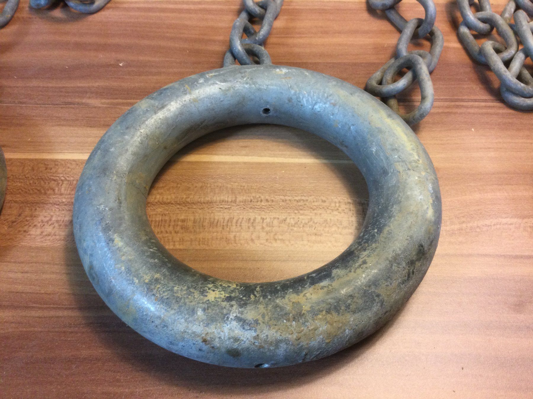Attrezzi da lavoro: Gebrauchte Ringe mit Kette aus Eisen – Usato da Wangen SZ venduto da kuriosum12 3