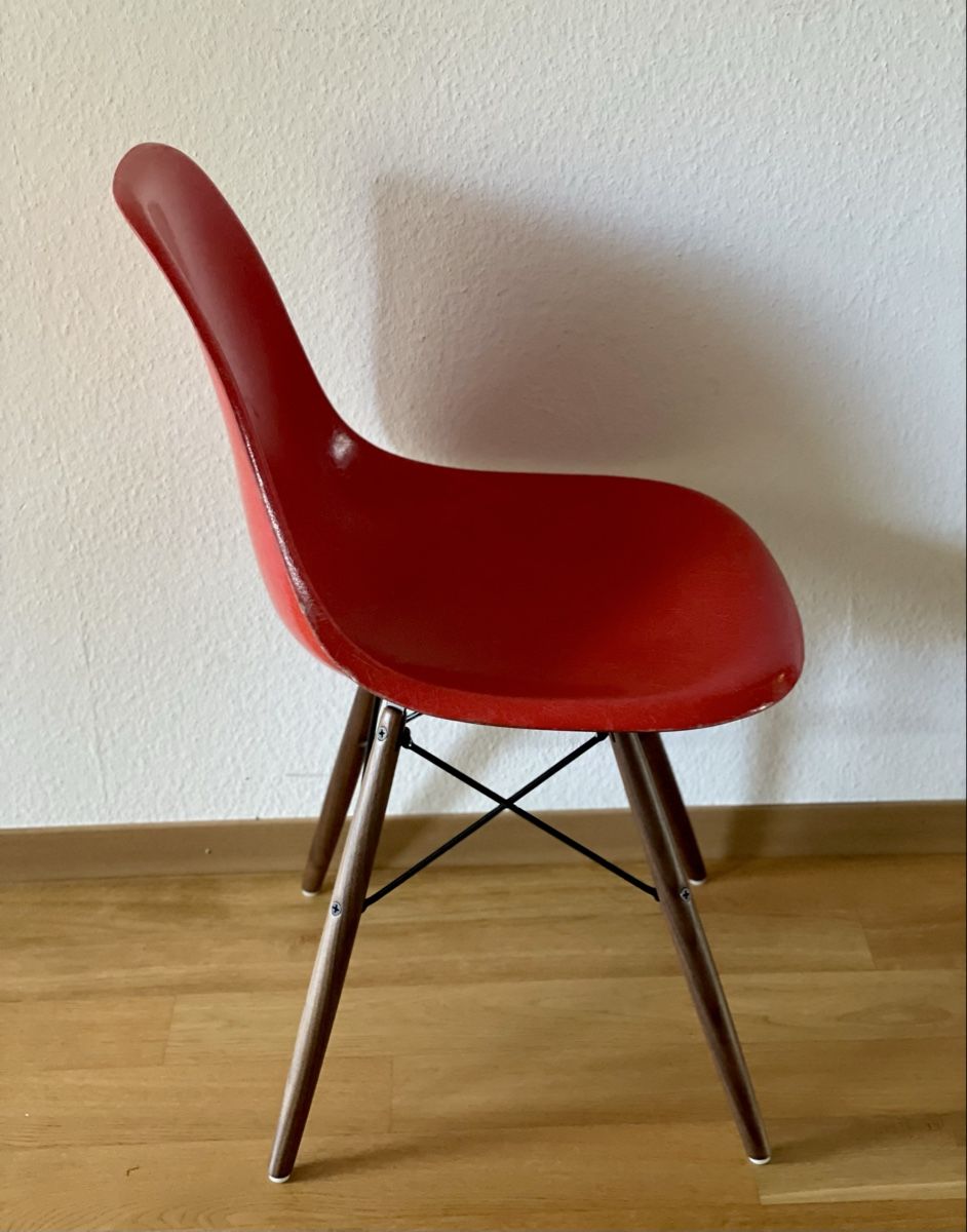 Eames/Vitra Herman Miller Fiberglass Stühle (Gebraucht) in Forch für ...