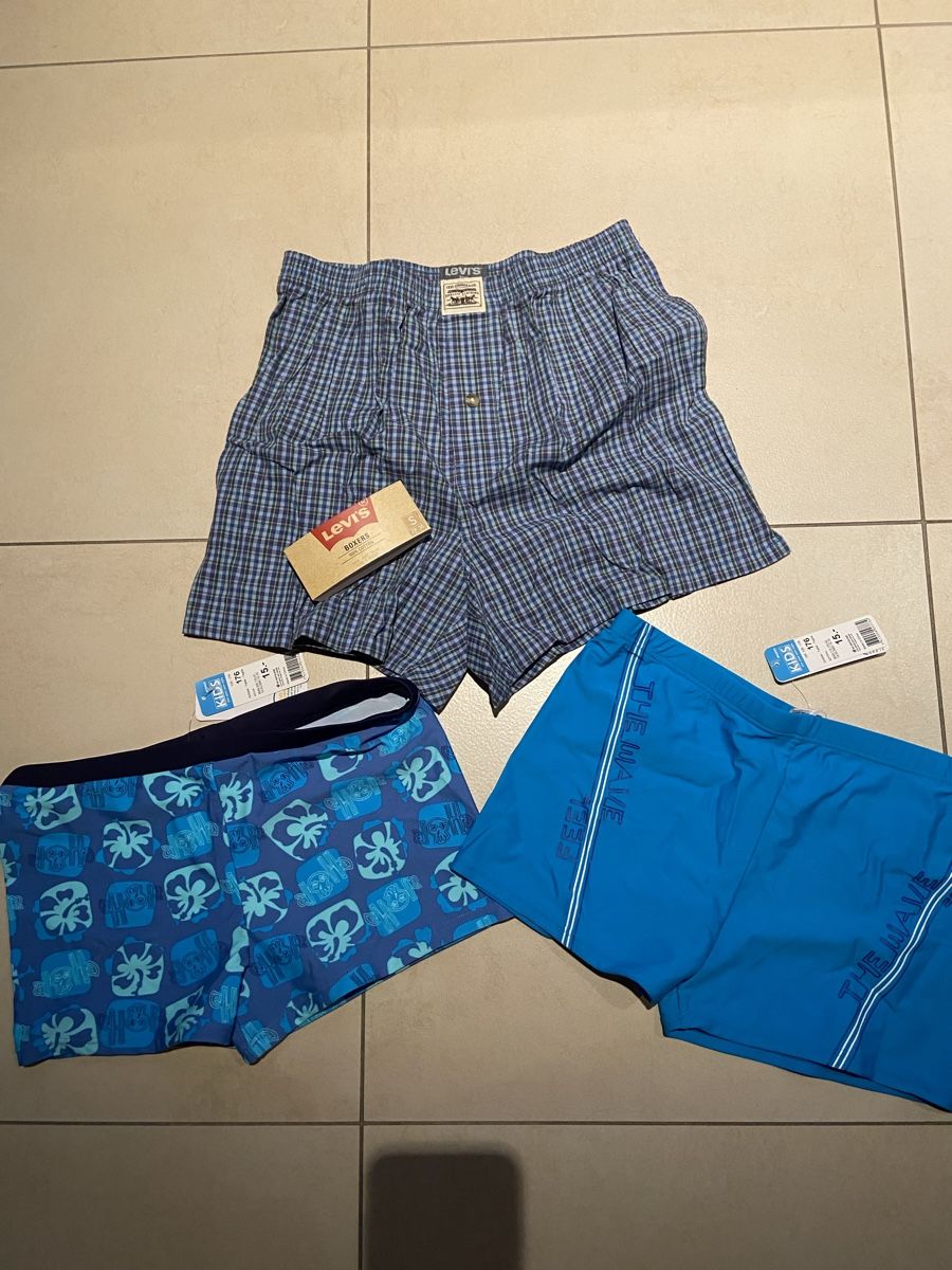 Migros Biancheria intima: 2 costumi e 1 boxer intimo – Nuovo e nell'imballaggio originale da Davesco-Soragno venduto da dvf_7h6d