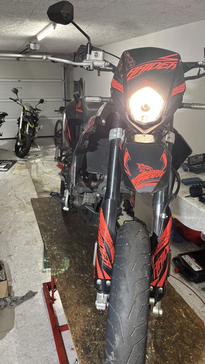 Mondial Strada: Mondial Smx 125 Mit MFK – Usato da Muri AG venduto da Moto-Freiamt