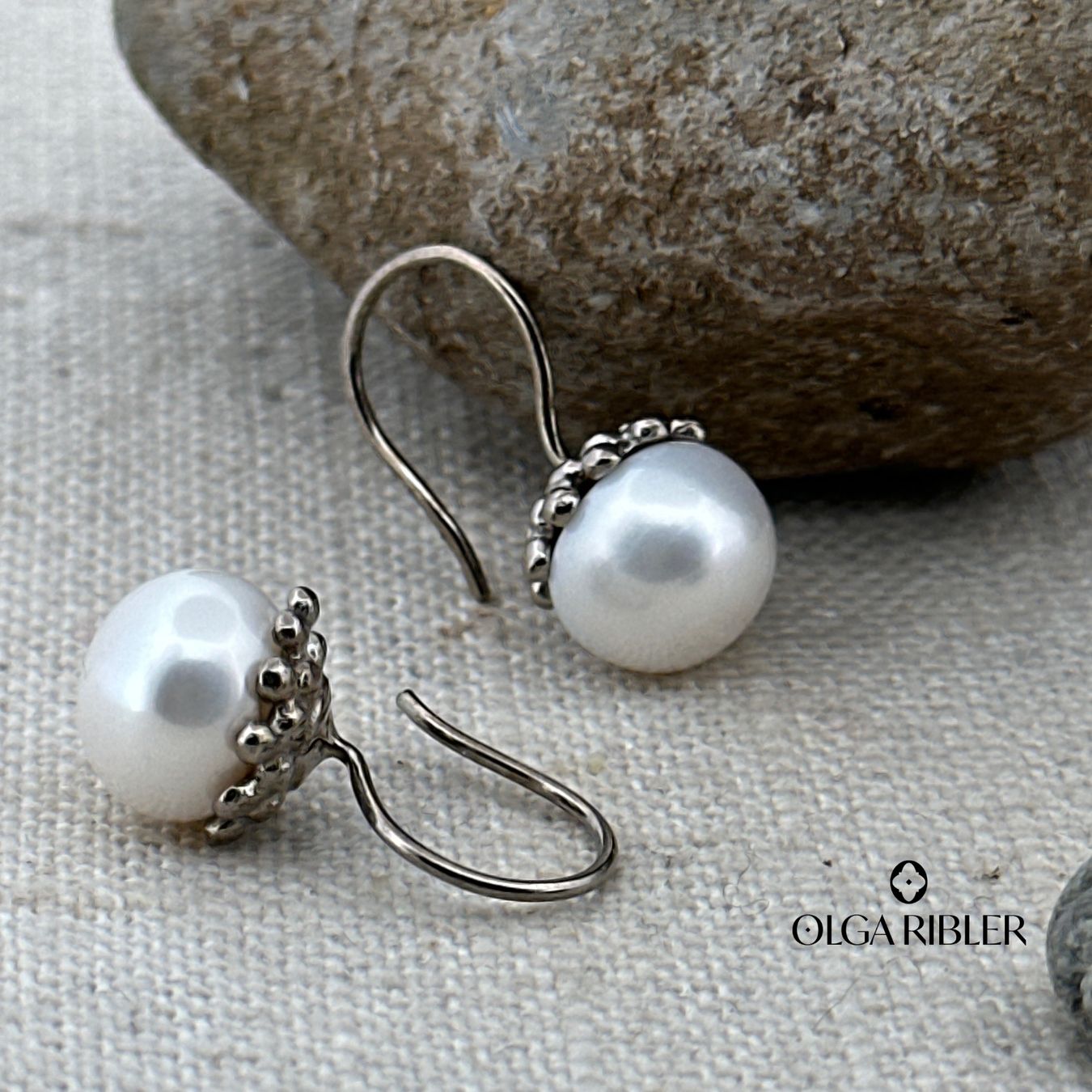 Olga Ribler Boucles d'oreille: Perlenohrringe – Neuf (Voir description) à Luzern par MonikaS03