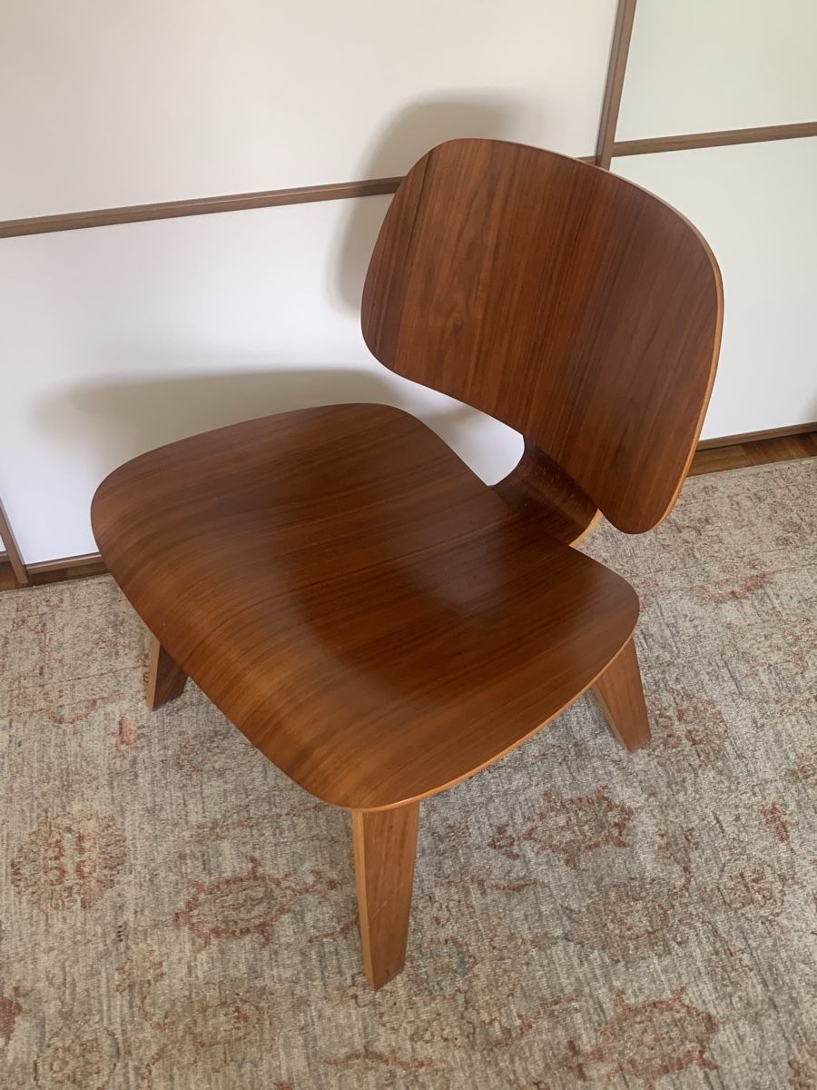 Eames Poltrone: Fauteuil Eames MCW Chaise pour Vitra - Noyer – Usato da Lausanne venduto da Xiaoxi 3