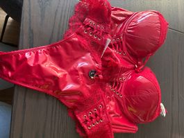 Damen Korsage und String rot neui
