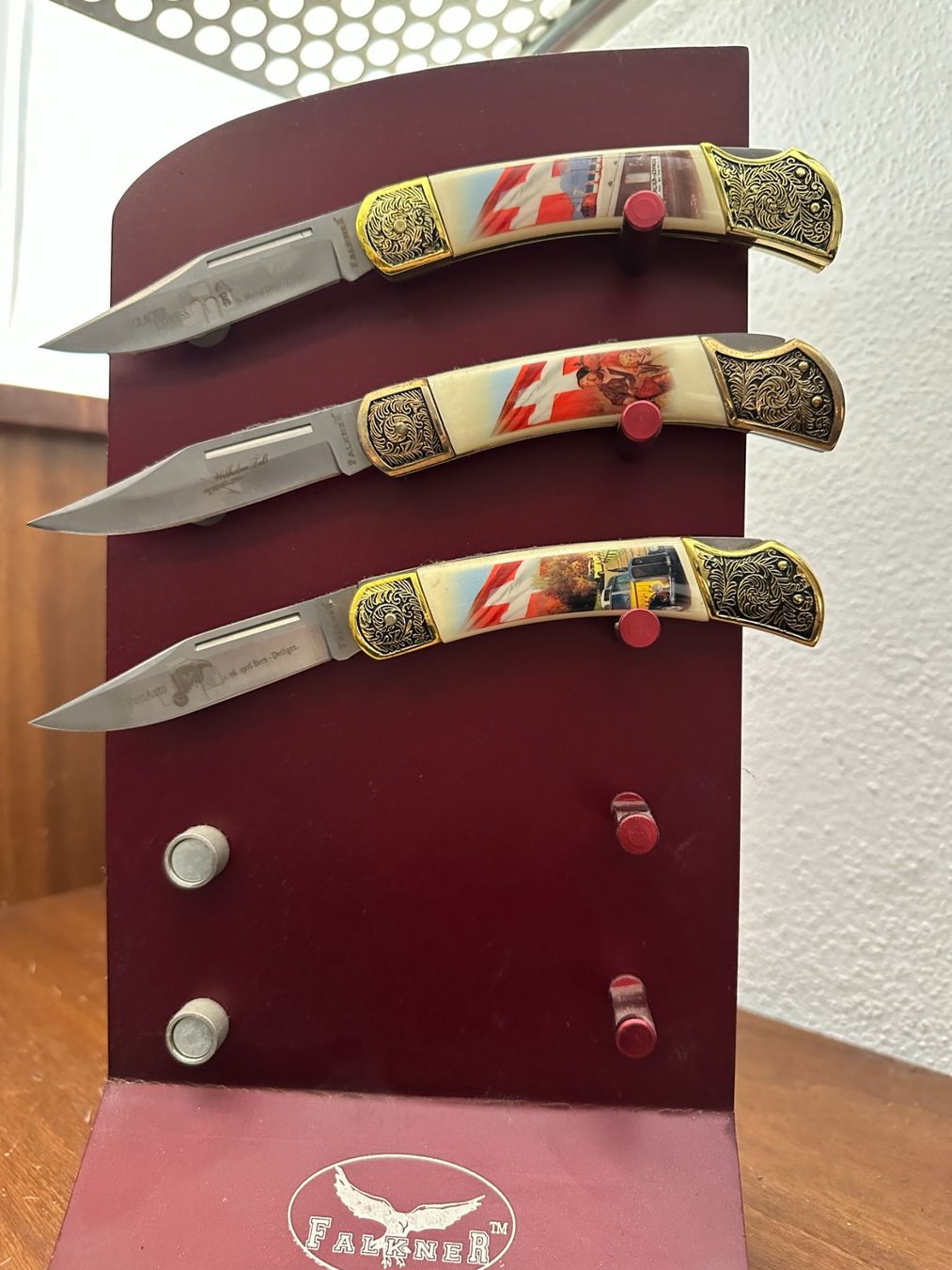 Coltelli: Coltelli Falkner – Nuovo e nell'imballaggio originale da Magadino venduto da gia_pf2f