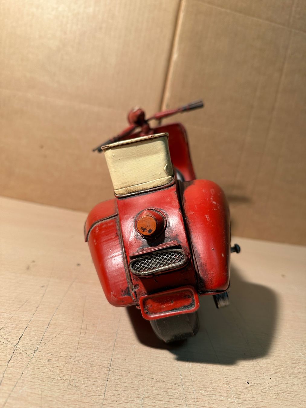 Vespa Scooter: Superbe scooter Vespa  - objet de collection machette. – Usato da Lausanne venduto da artnouveau04 4