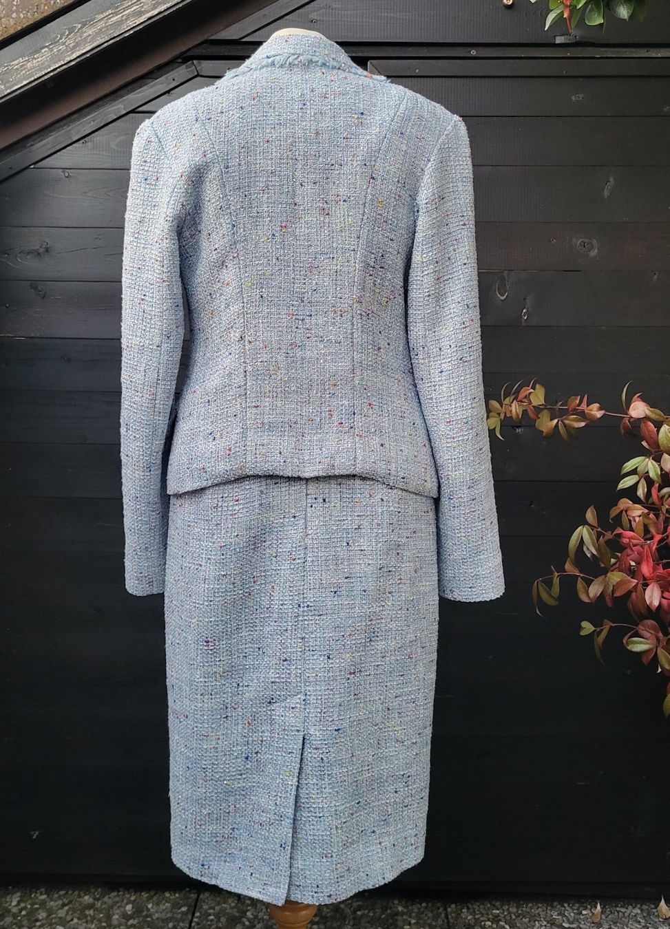 Completi & Tailleur: Costume bleu tweed – Nuovo (secondo la descrizione) da Fribourg venduto da VictoriaShop7 1