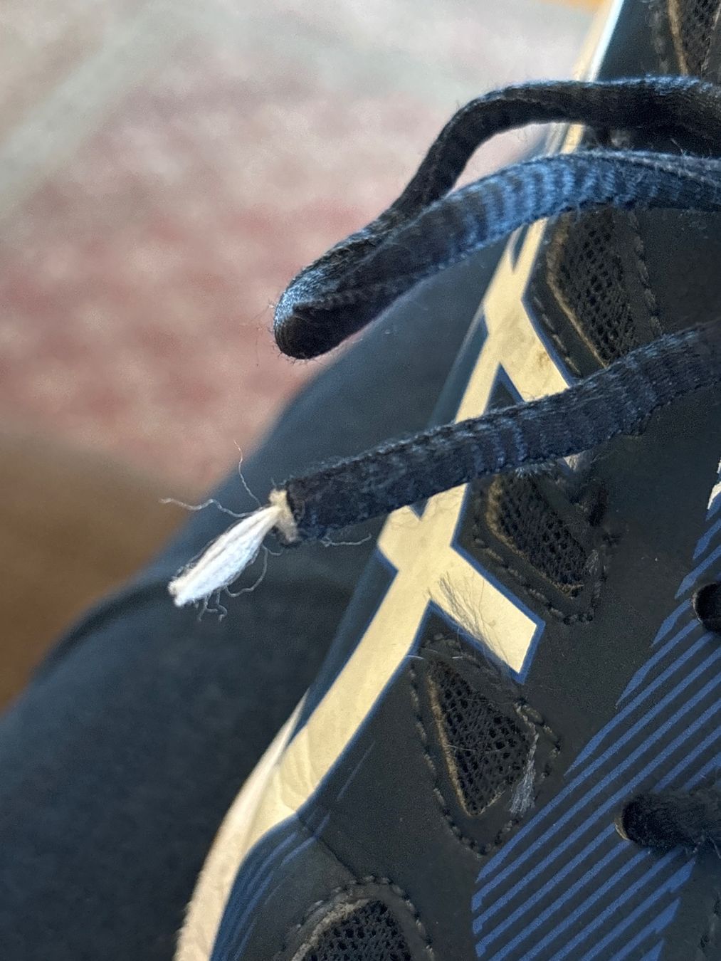 Asics Herrenschuhe: Asics Hallenschuh / Sneaker Grösse 37.5 – Gebraucht aus Genève von Livsonman 6