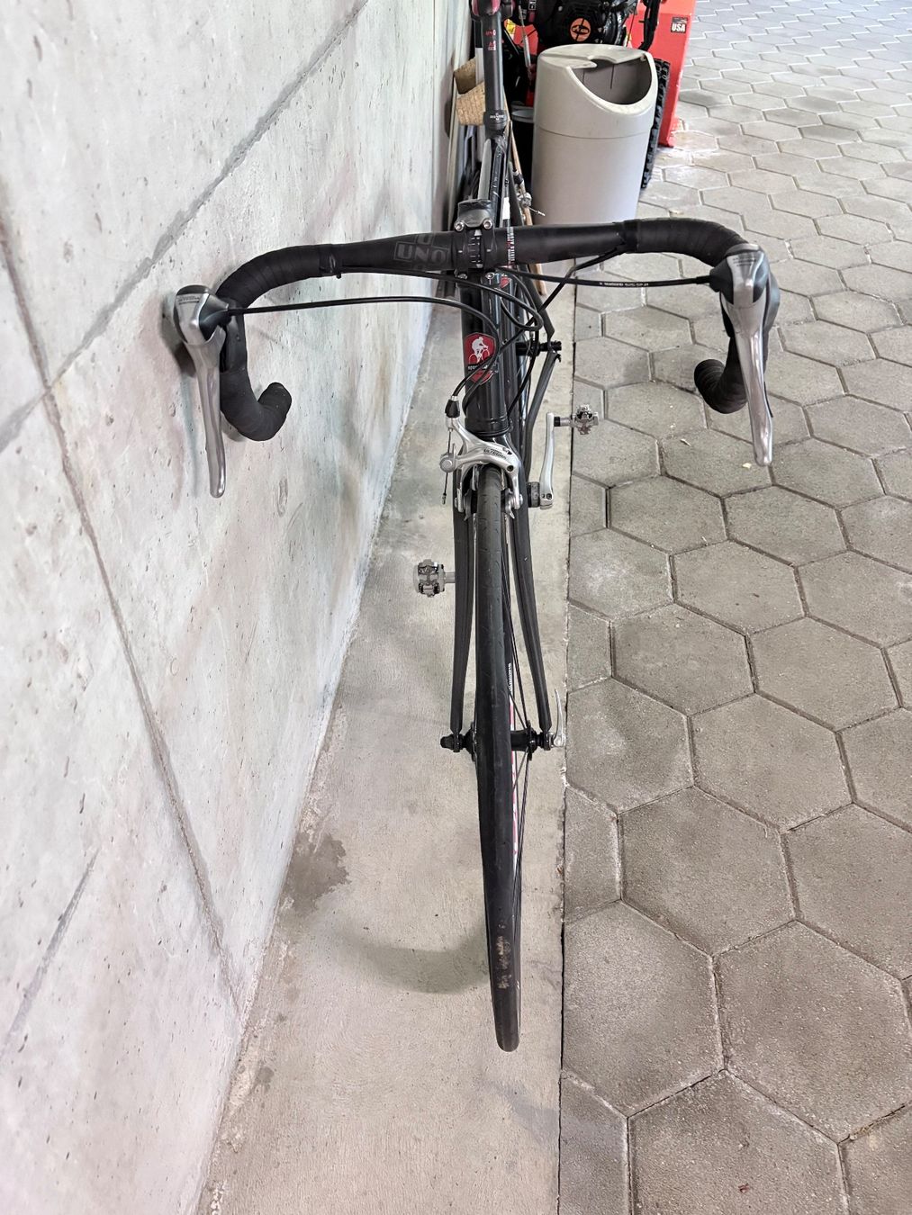 Velos: Rennrad mit Platten Reifen – Gebraucht aus Sattel von lsc_k62p 1