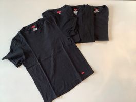 Levi's T-Shirts, Schwarz, Grösse 38/40, neu 4 Stk