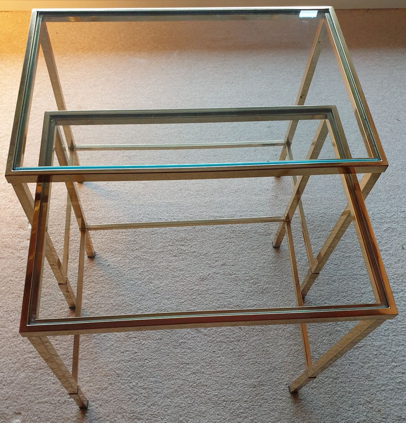 Set di tavolo e panche: Glas-Beistelltische 3er Set – Usato da Hünenberg venduto da pma_dm5g 1