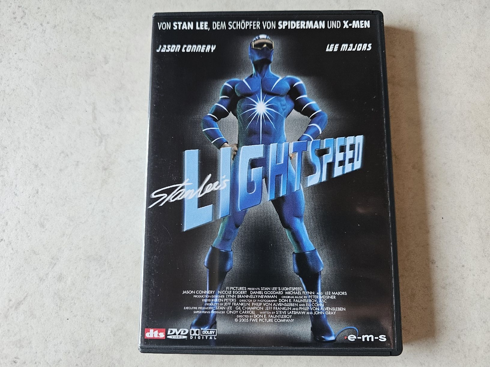 Tutti i DVDs: Stan Lee's Lightspeed – Usato da Schneisingen venduto da backstore24