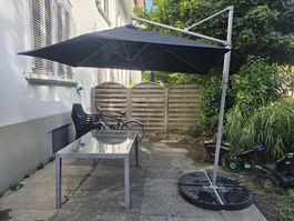 Sonnenschirm/Hängeschirm | GRATIS