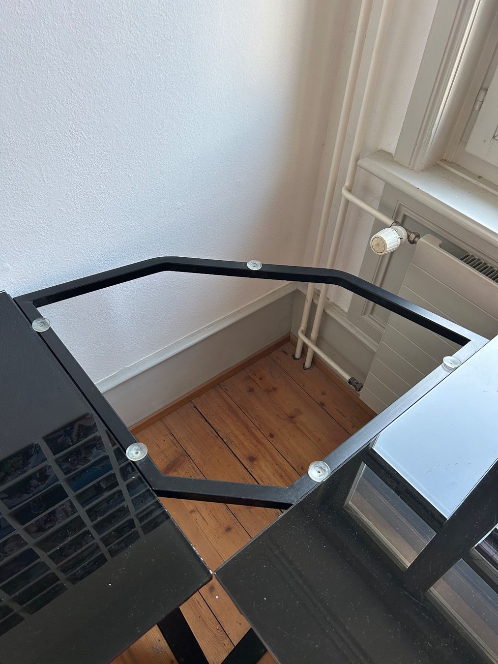 Scrivanie: Grosser Pult – Usato da Binningen venduto da dja_qc2x 3