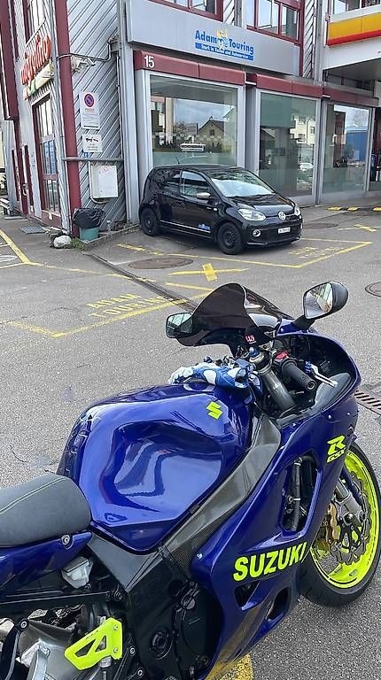 Suzuki Strada: Suzuki GSX-R 750 K1 – Usato da Dübendorf venduto da BATTERY_MAN-_- 4