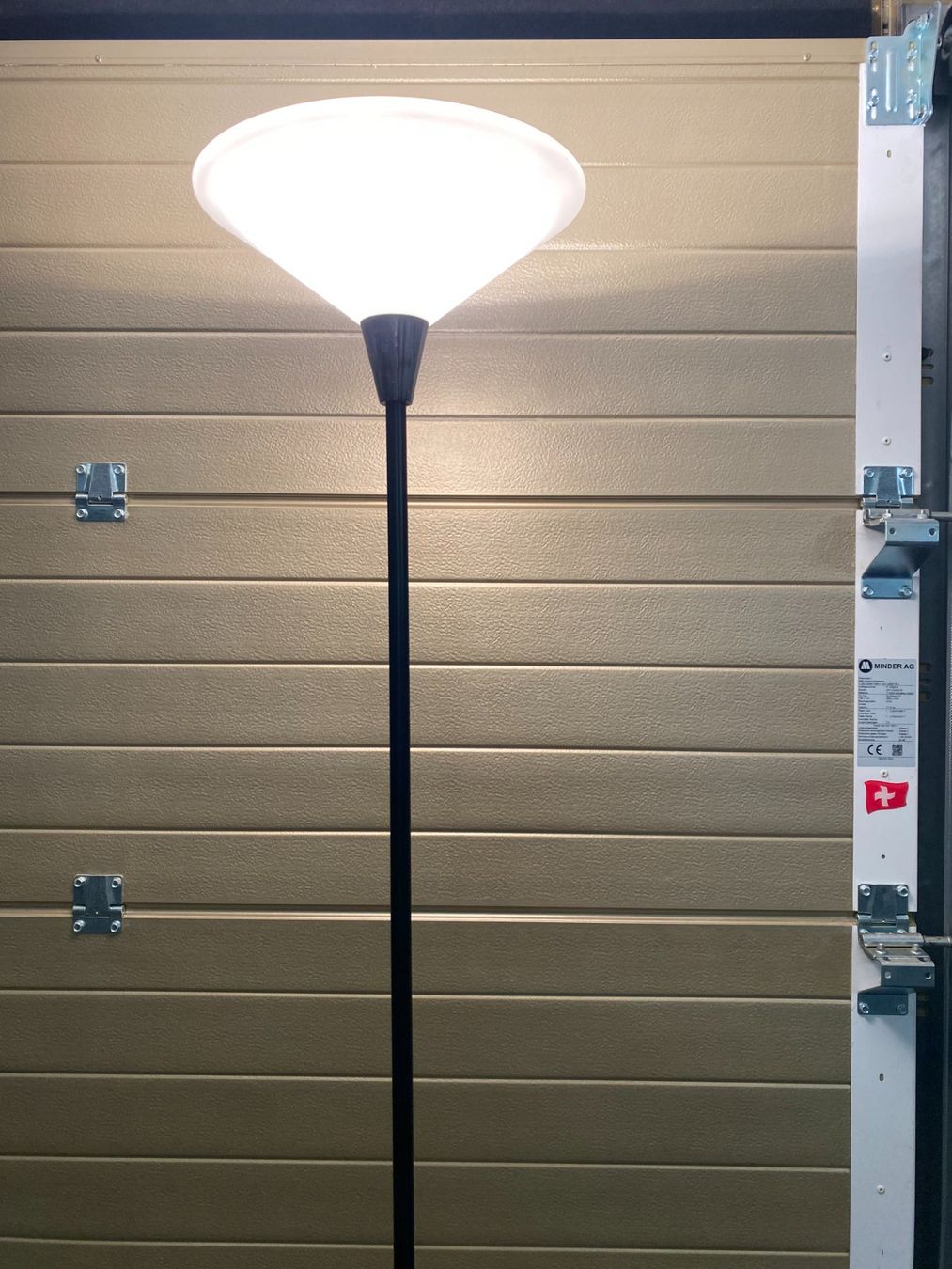 Lampes: Stehlampe dimmbar mit Marmorsockel – D'occasion à Gerolfingen par Regenbogen88 1