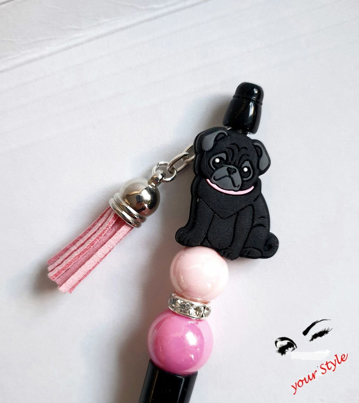 Stifte & Marker: 1 Kugelschreiber "MOPS" schwarz, mit Zottel – Neu und originalverpackt aus Oberglatt ZH von -your-Style-