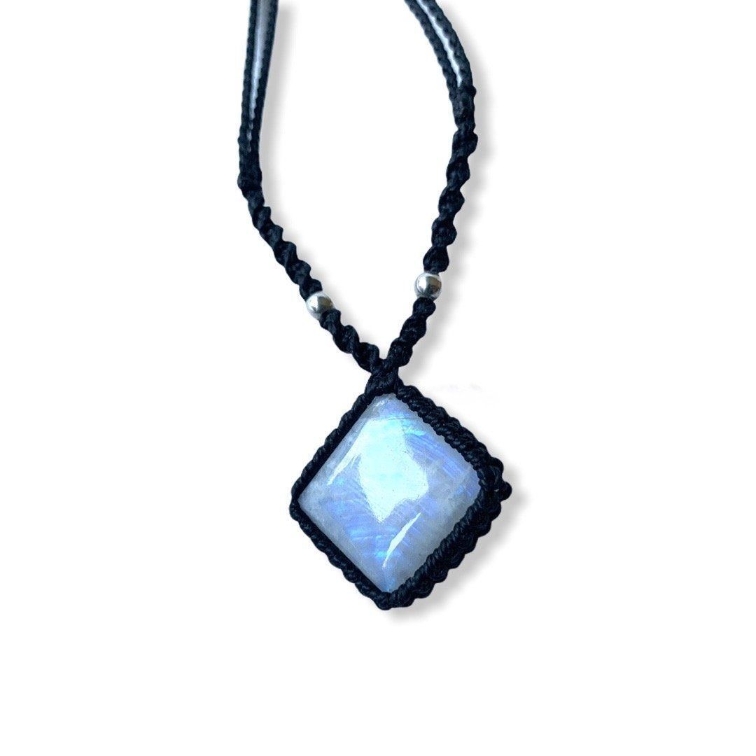 Catenine: EDELSTEINE MONDSTEIN HALSKETTE - KETTE – Nuovo e nell'imballaggio originale da Zürich venduto da MEVAS-Schmuck 1