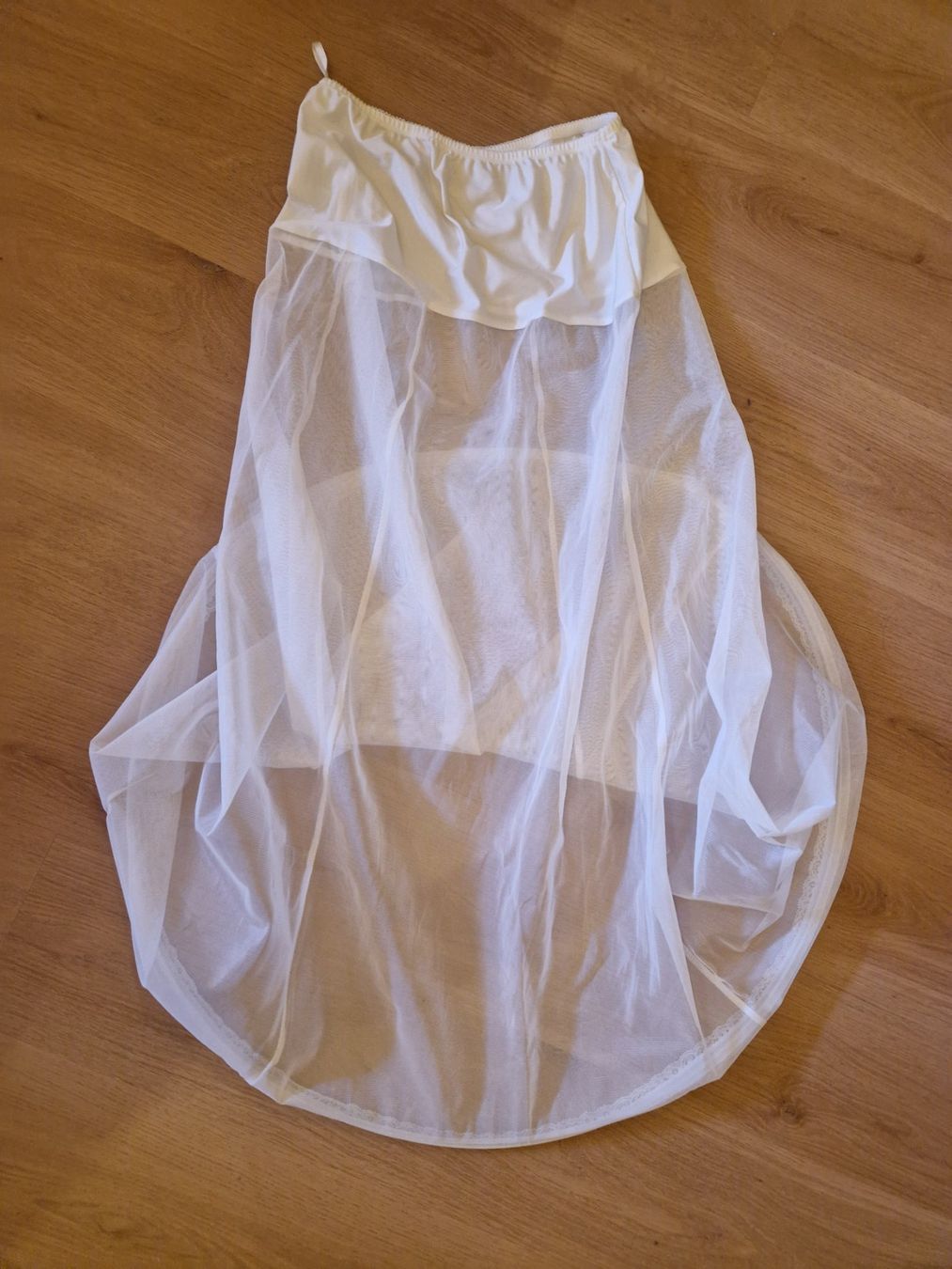 Robes: Hochzeits-/Brautkleid Grösse 40 – D'occasion à Dreien par vaniih93 9